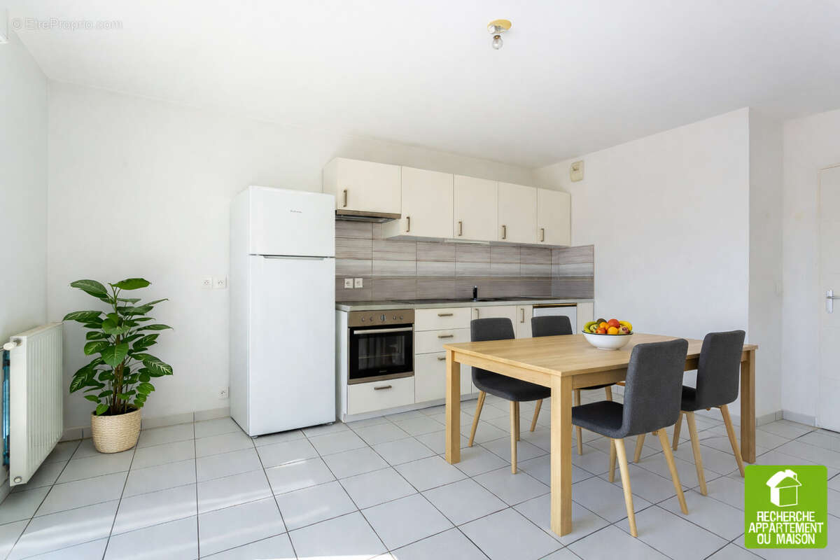 Appartement à LENTILLY