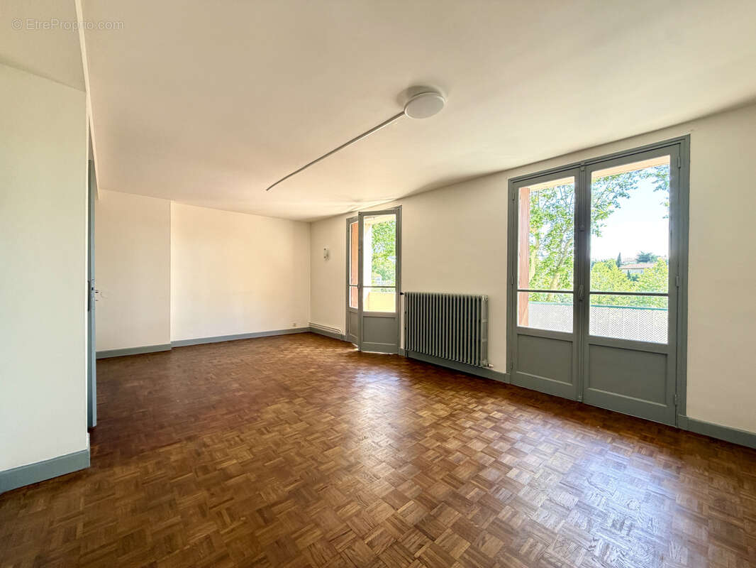Appartement à CARCASSONNE