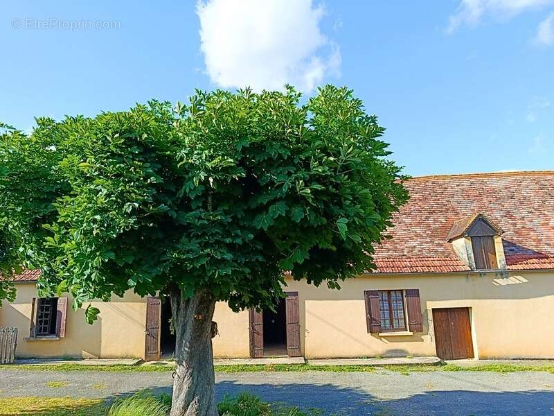 Maison à LALINDE