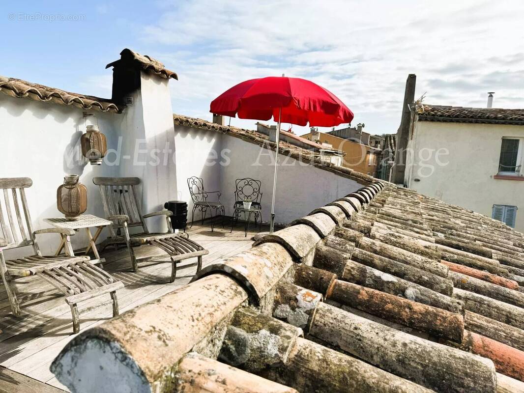 Appartement à LA GARDE-FREINET