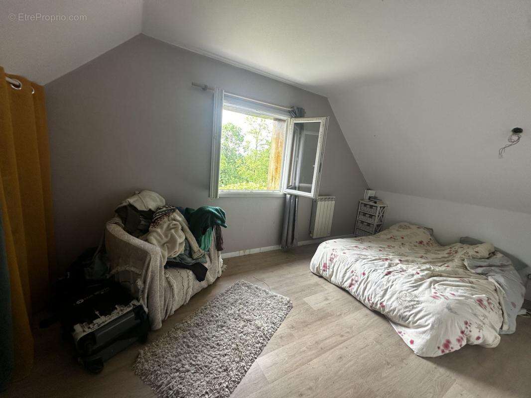 Maison à OBJAT