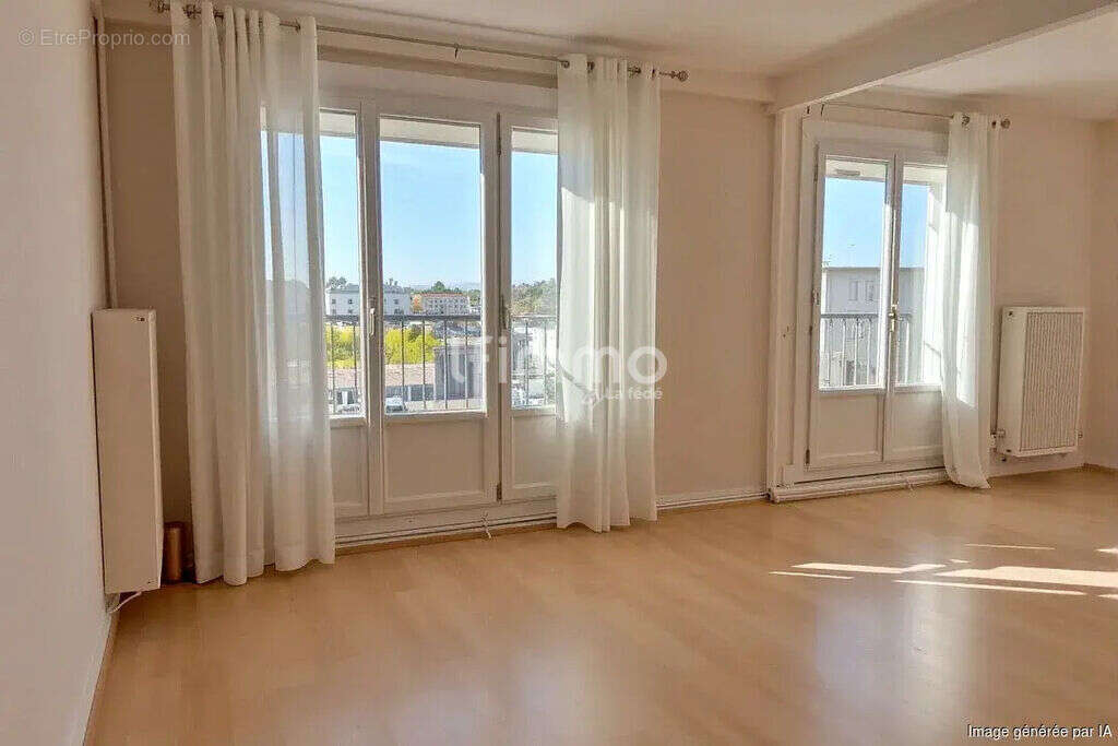 Appartement à LUCE