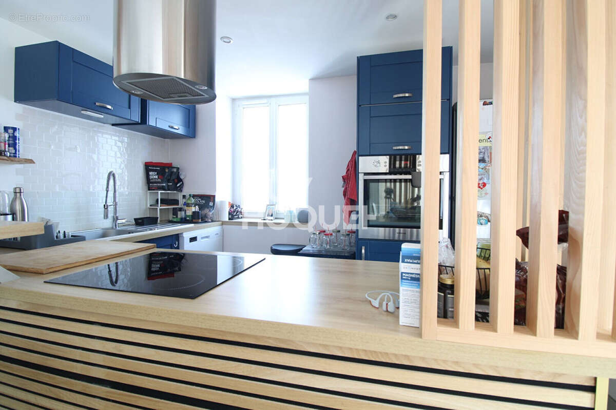 Appartement à BRIE-COMTE-ROBERT