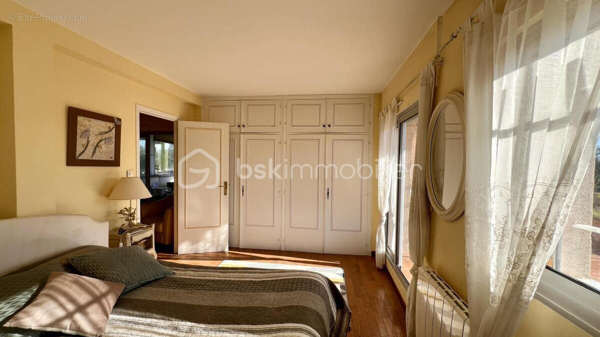 Maison à LA COLLE-SUR-LOUP