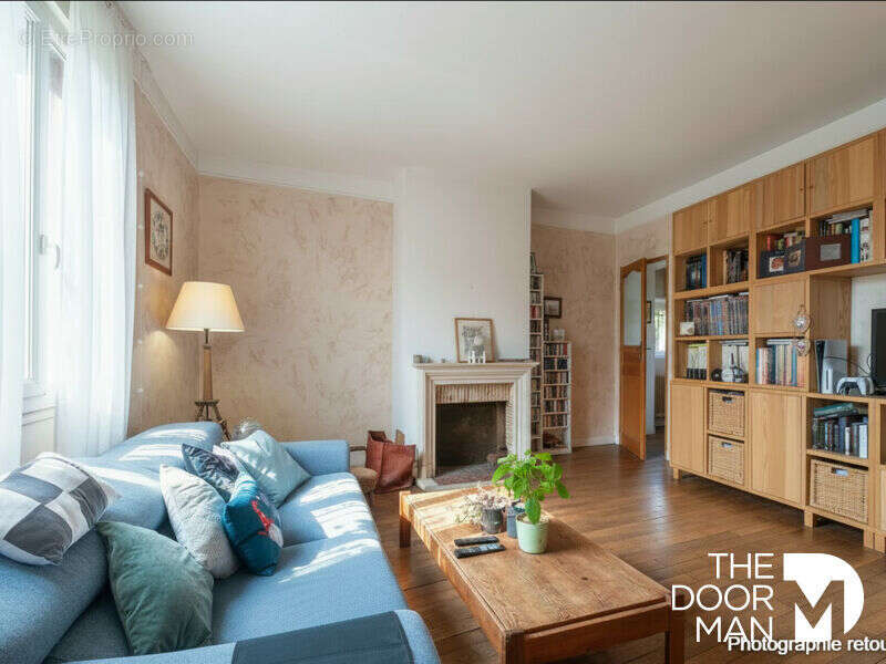 Maison à LE PERRAY-EN-YVELINES