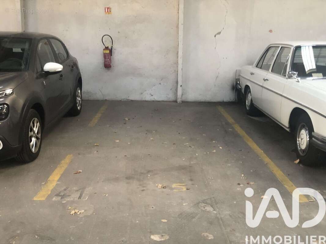 Photo 5 - Parking à BORDEAUX
