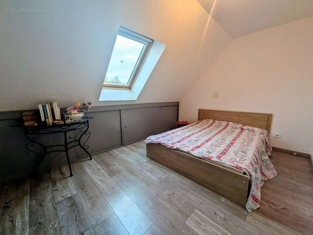 Maison à COULOMMIERS