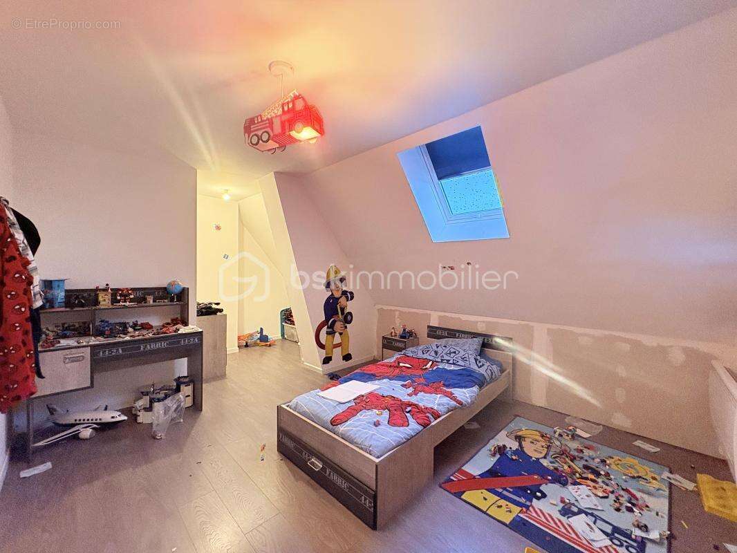 Maison à PECQUENCOURT