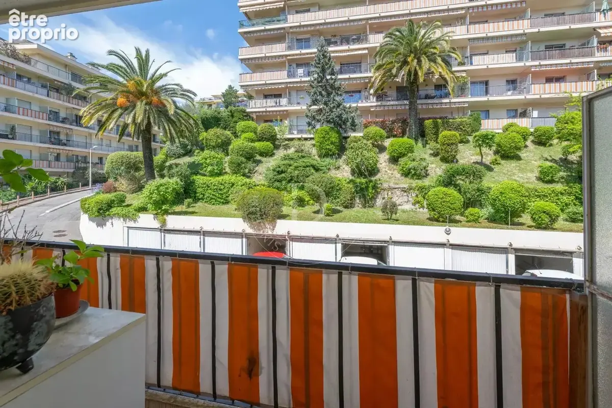 Appartement traversant avec parking et cave – Nice Cimiez - photo 6