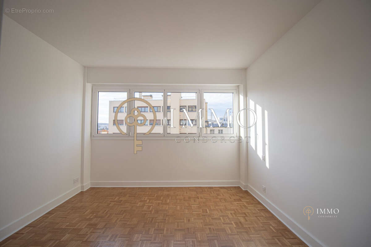 Appartement à BOURG-LA-REINE