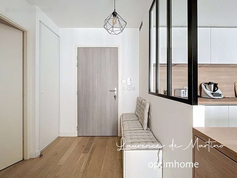 Appartement à LA GARENNE-COLOMBES