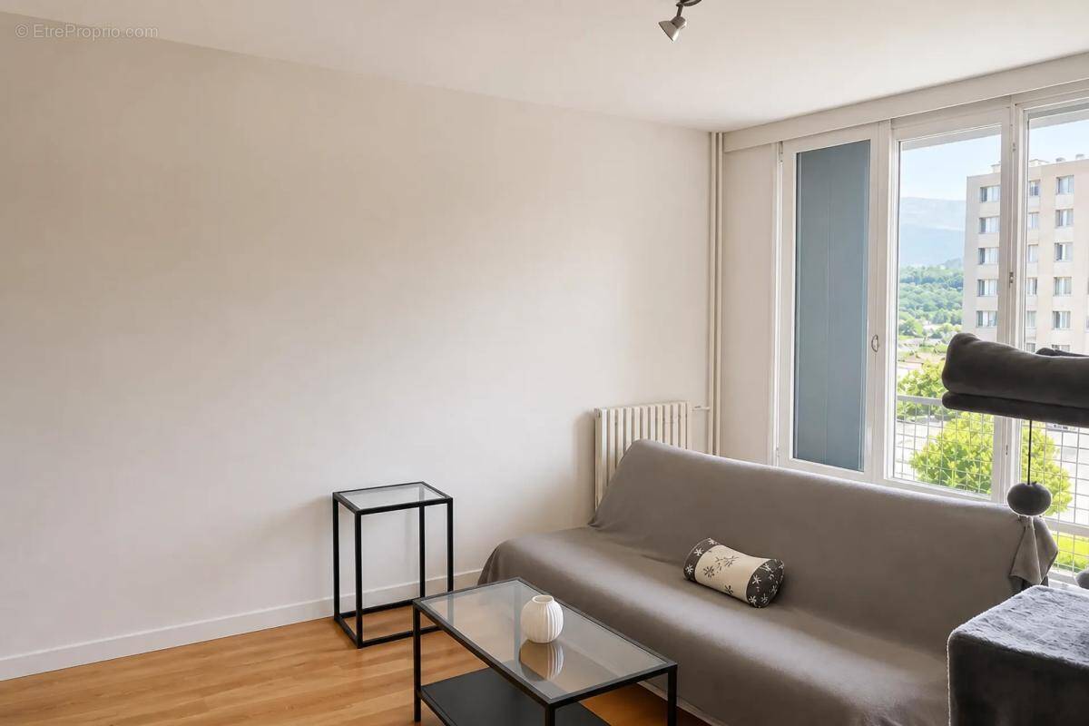 Appartement à ECHIROLLES