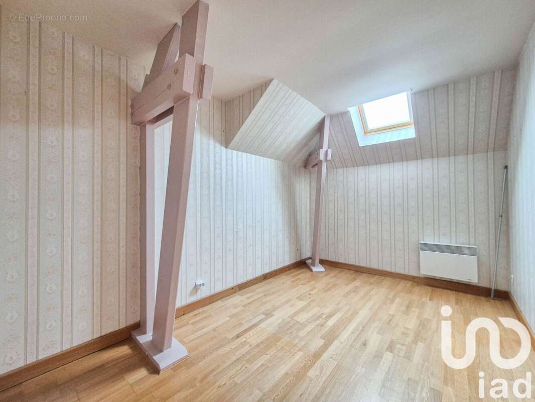 Photo 8 - Maison à HOUDAN