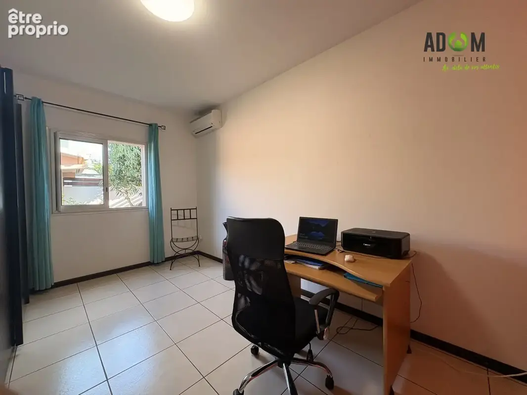 Maison 7 pièces 210 m² à vendre à Saint-Pierre (97410) - photo 8