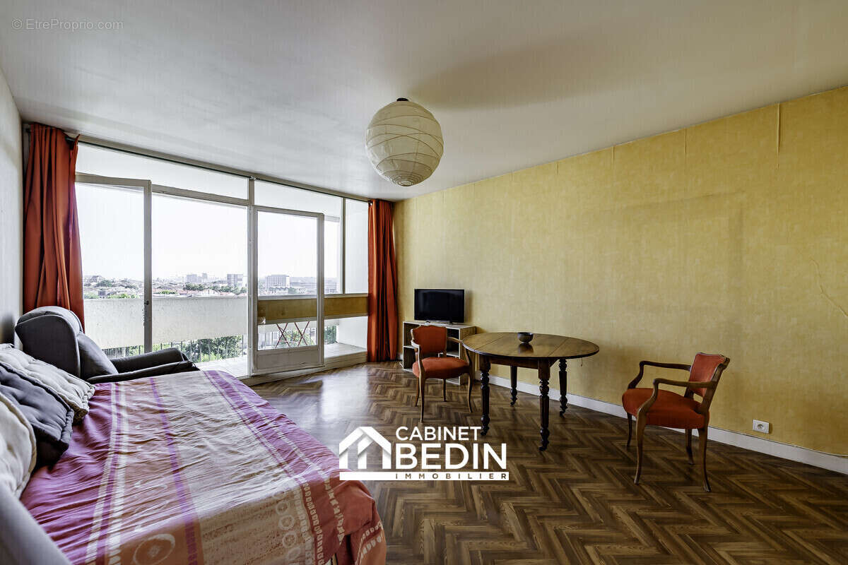 Appartement à BORDEAUX