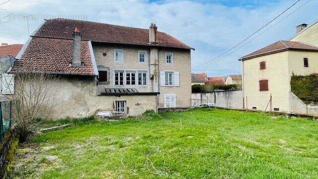 Maison à VACQUEVILLE