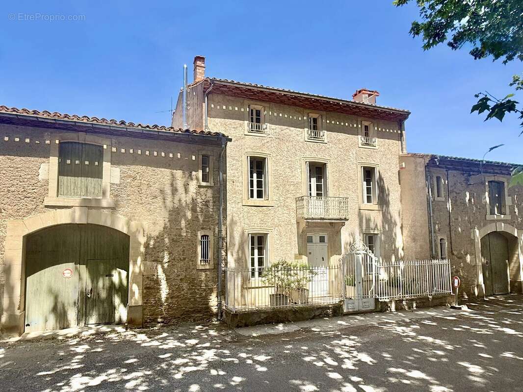 Ensemble immobilier de caractère au cœur d'un village du Minervois - photo 17