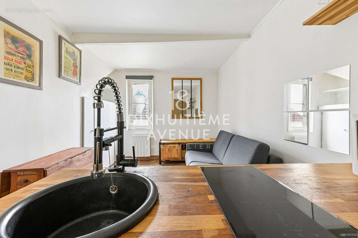 Montmartre - Rue Berthe - 15,46m² - photo 5
