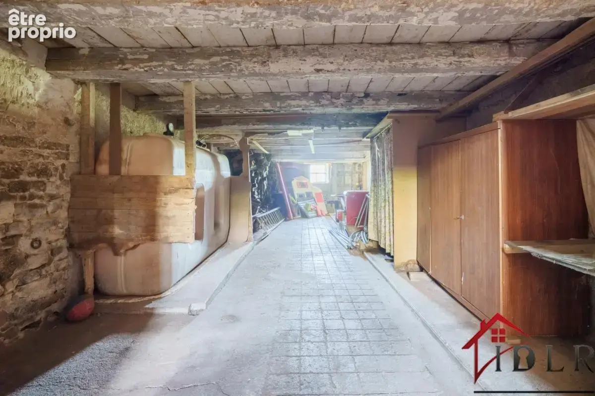 RARE   Maison de Village avec Vue et Potentiel à Coiffy-le- - photo 23