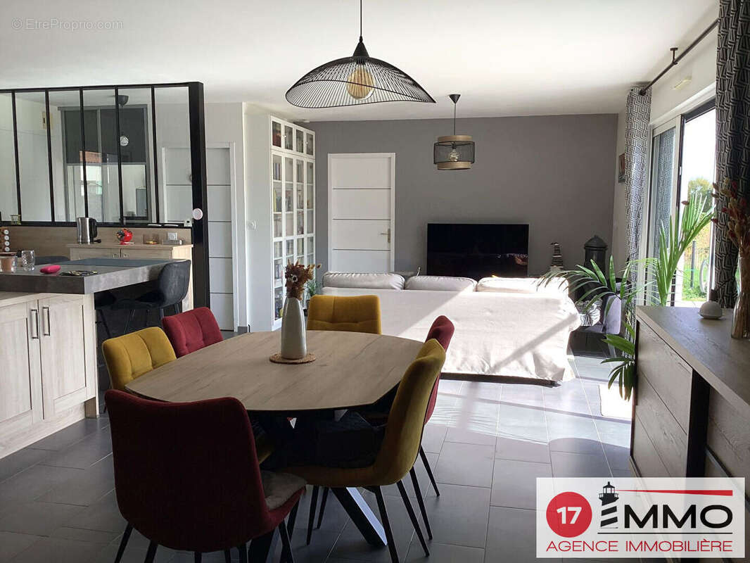 Maison à SAINT-VIVIEN