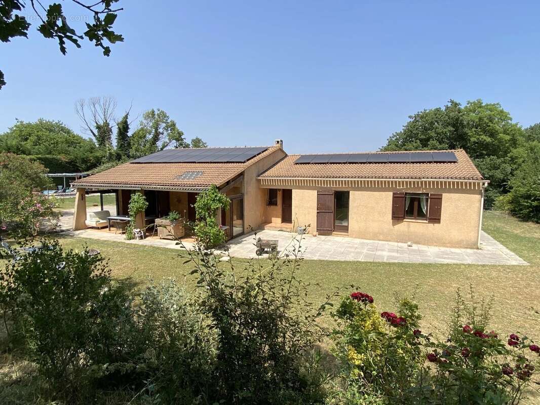 Maison à SAINT-MAXIMIN-LA-SAINTE-BAUME