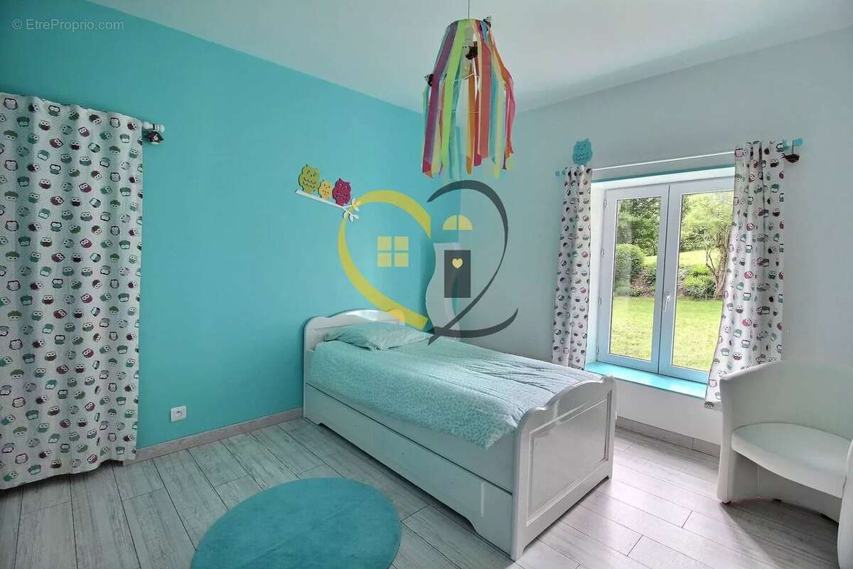 Maison à SAINT-DENIS-DE-PALIN