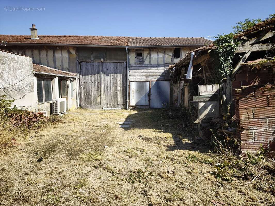 Maison de PLAIN-PIED à Vanault-le-Châtel. - photo 10