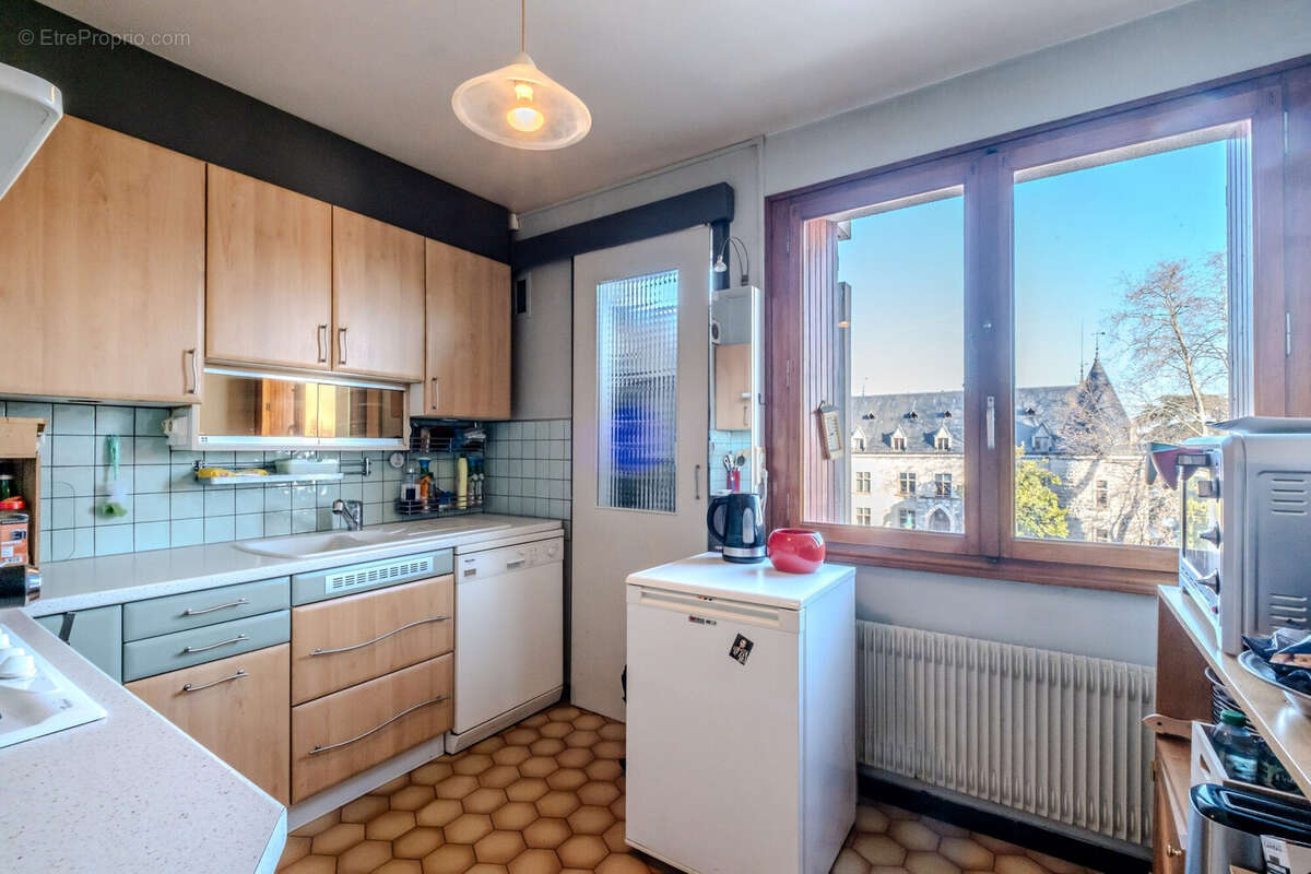 Appartement à EVIAN-LES-BAINS