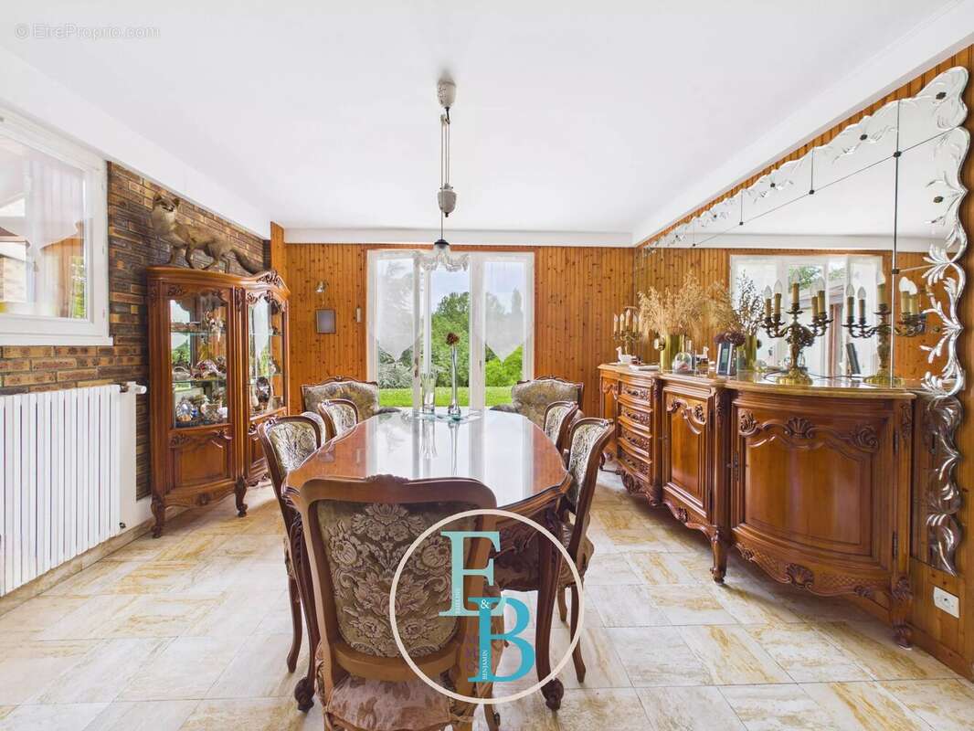 MAISON - T7 - 220m2 - photo 6