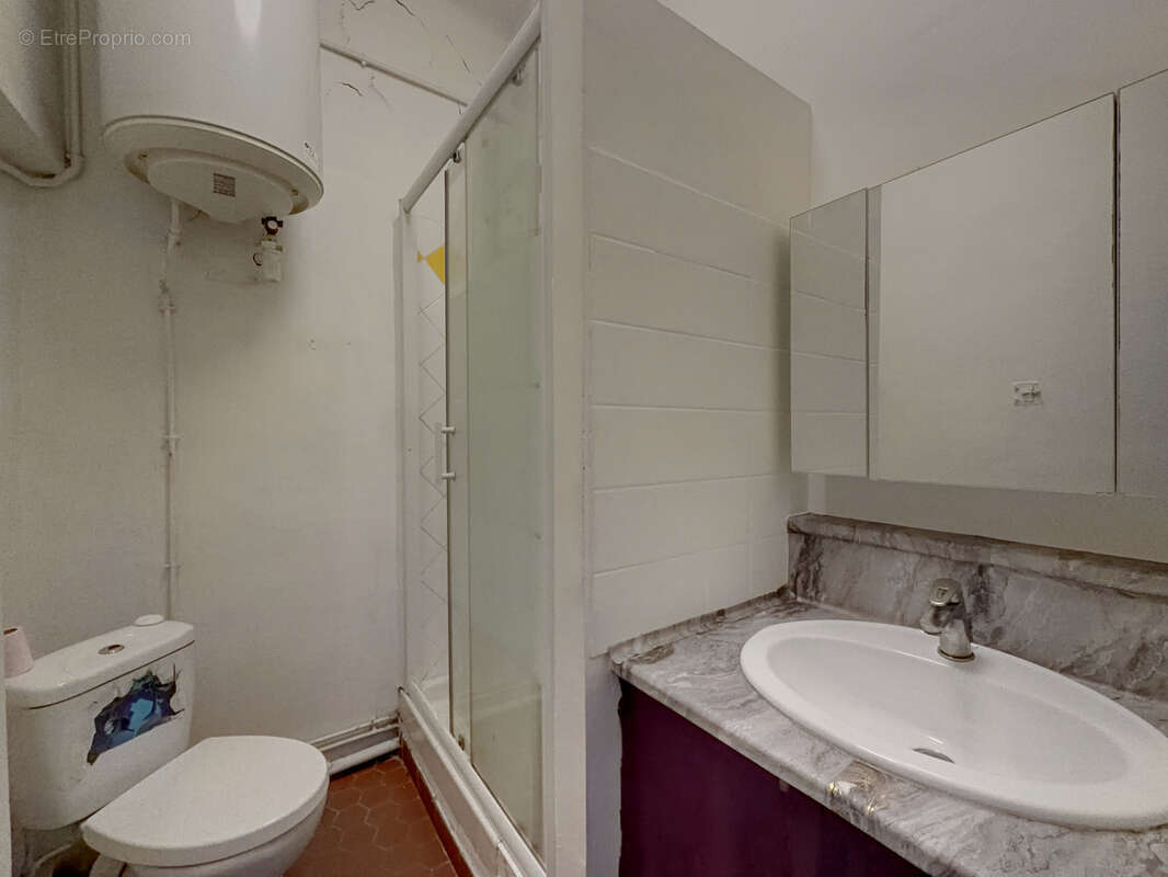 Boulevard Chave - appartement T3 traversant dans immeuble fin XIXème avec cave - photo 8