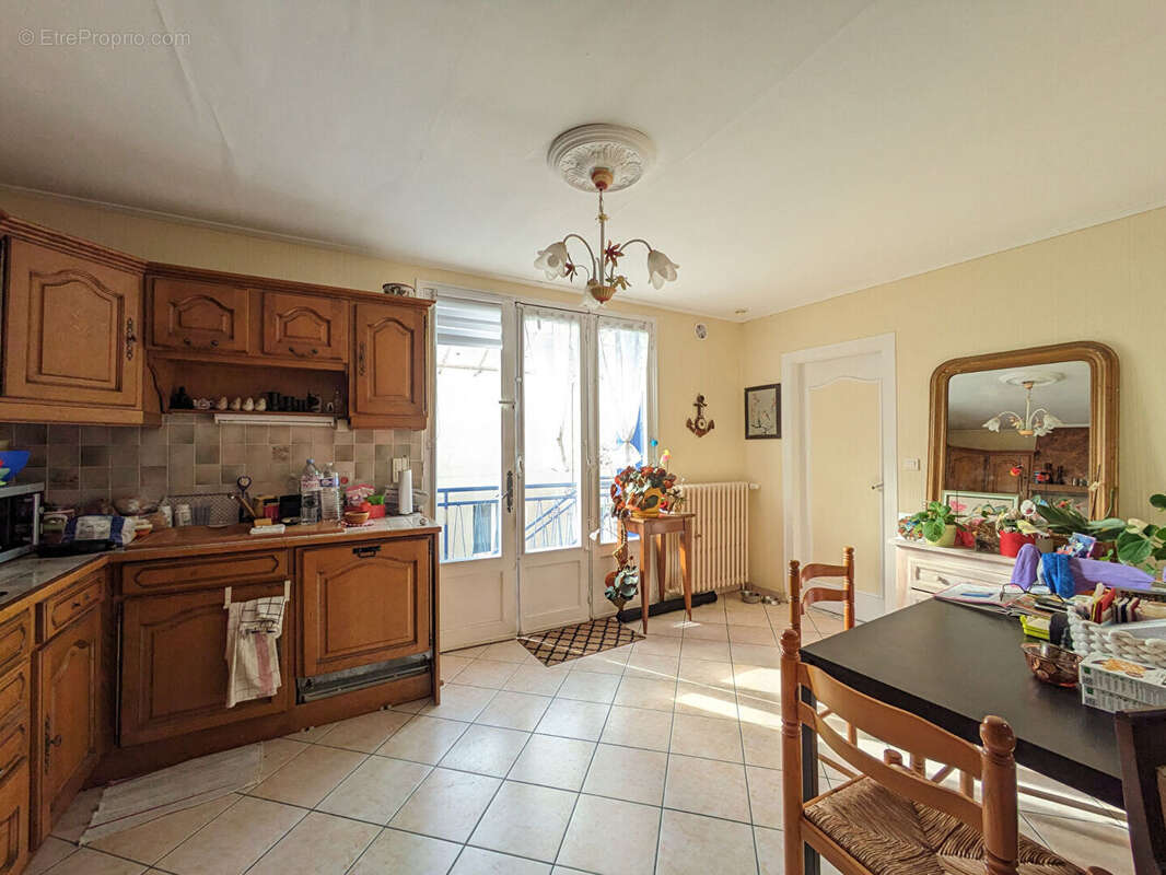 Maison à DOL-DE-BRETAGNE