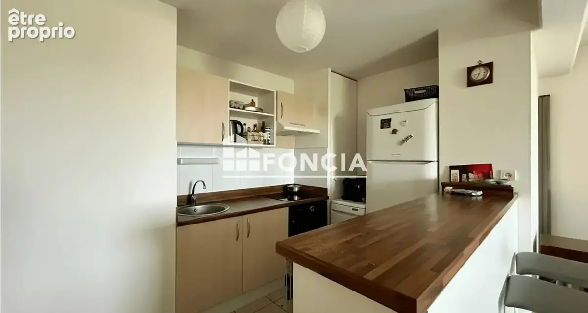 Investissement locatif – T3 avec terrasse et 2 parkings - photo 2