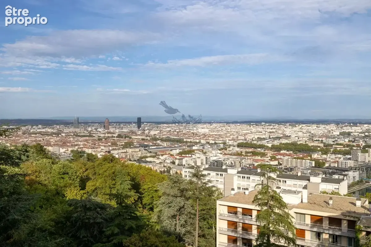 Photo Appartement à Sainte-Foy-Les-Lyon au prix de 590 000€