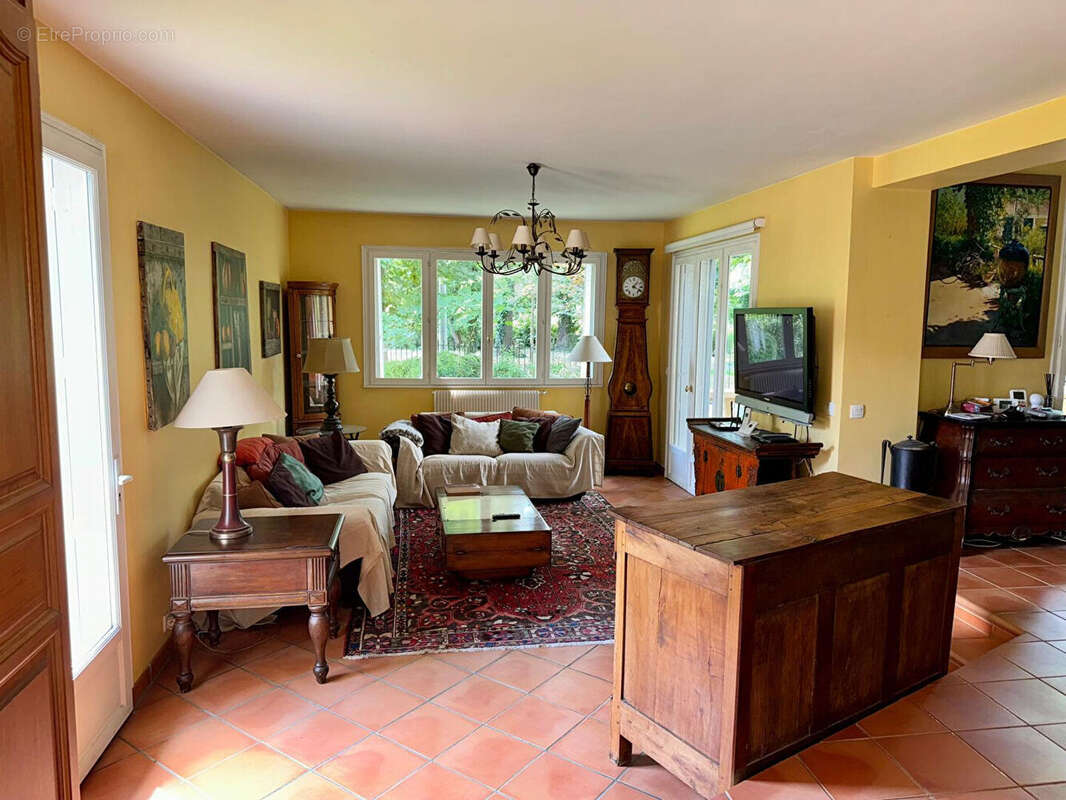 Maison à MAISONS-LAFFITTE