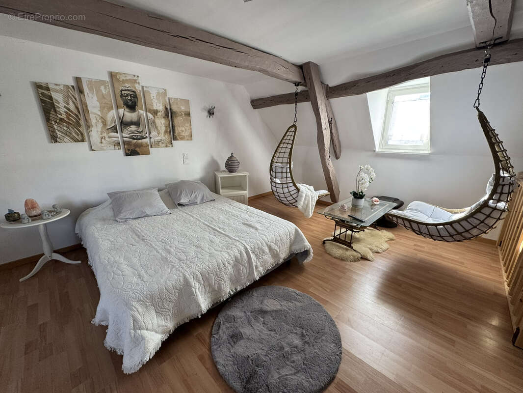 Maison à LA RIVIERE-SAINT-SAUVEUR