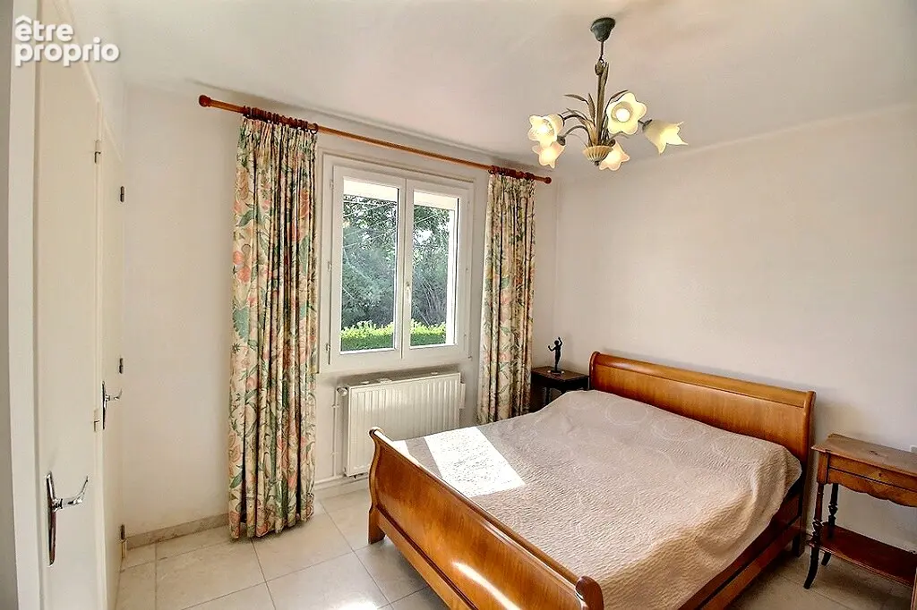 Maison de campagne avec 2 logements, piscine et jardin - photo 10