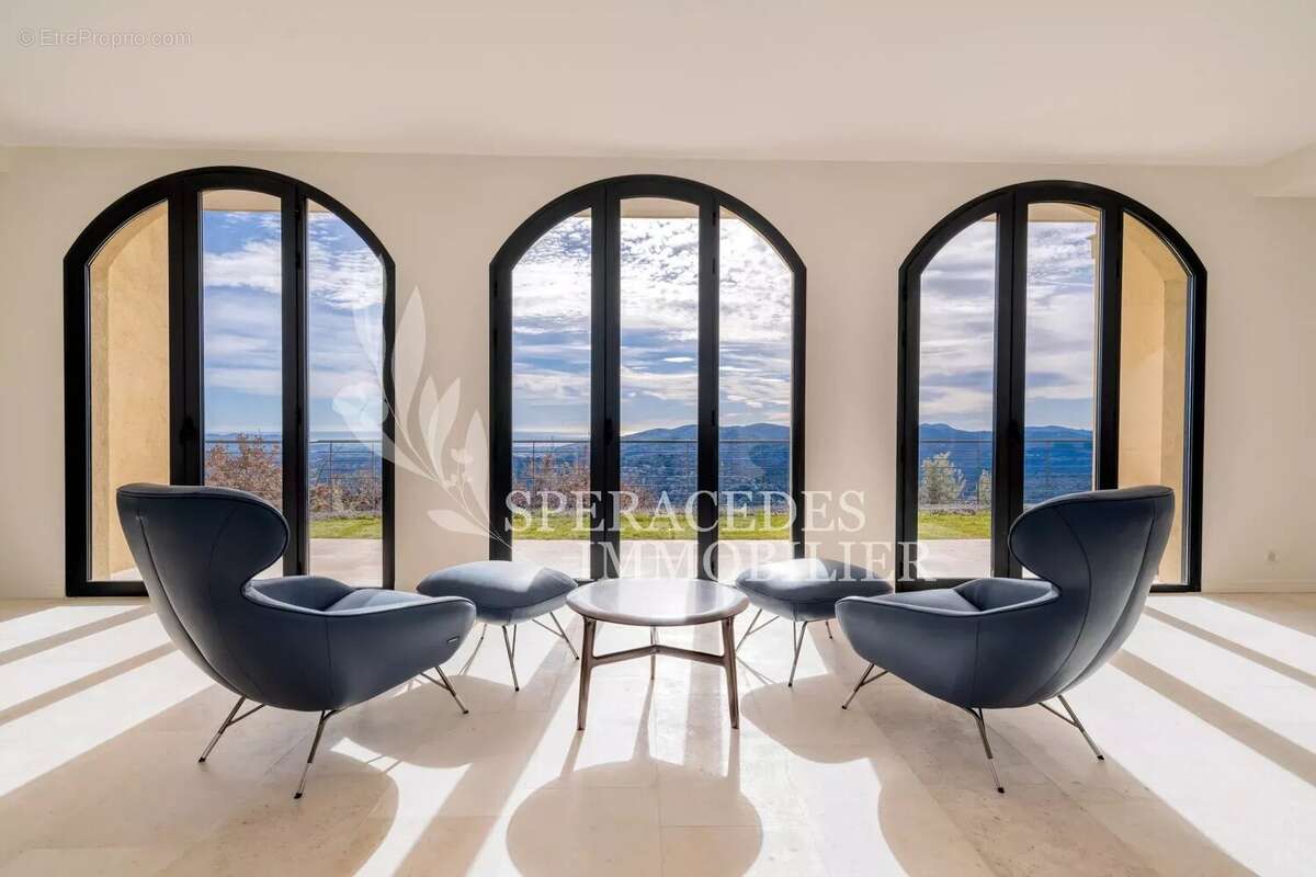 Maison à SPERACEDES