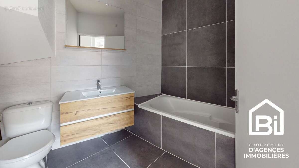 Maison à OUISTREHAM