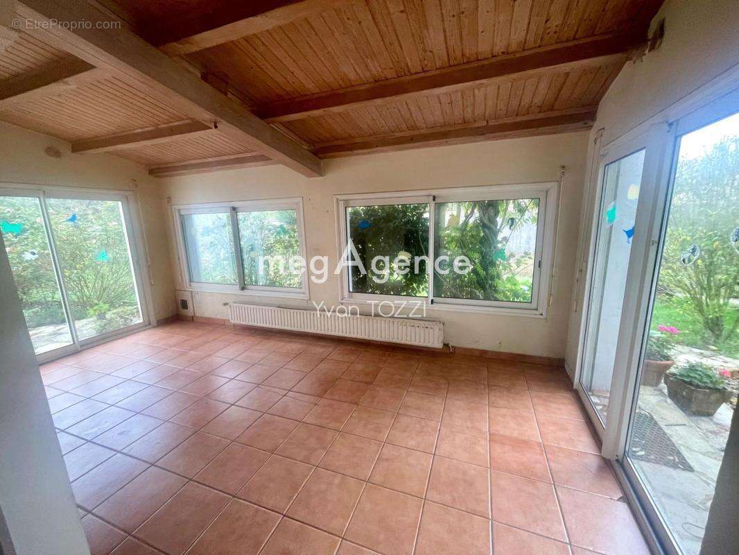 Maison de 140 m2 sur une parcelle de 2622 m2 aux SABLES D’OLONNE - photo 8