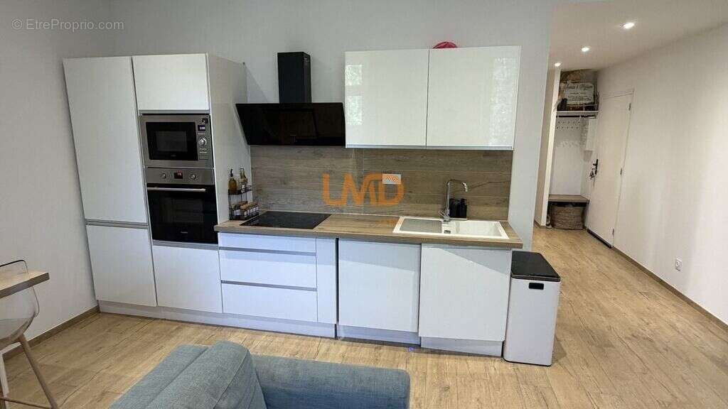 Appartement à LE MUY