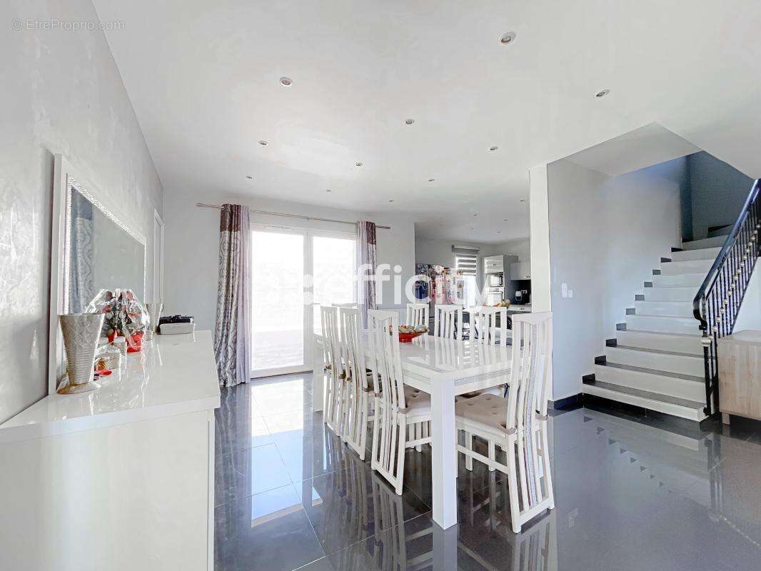 Maison à MARSEILLE-15E
