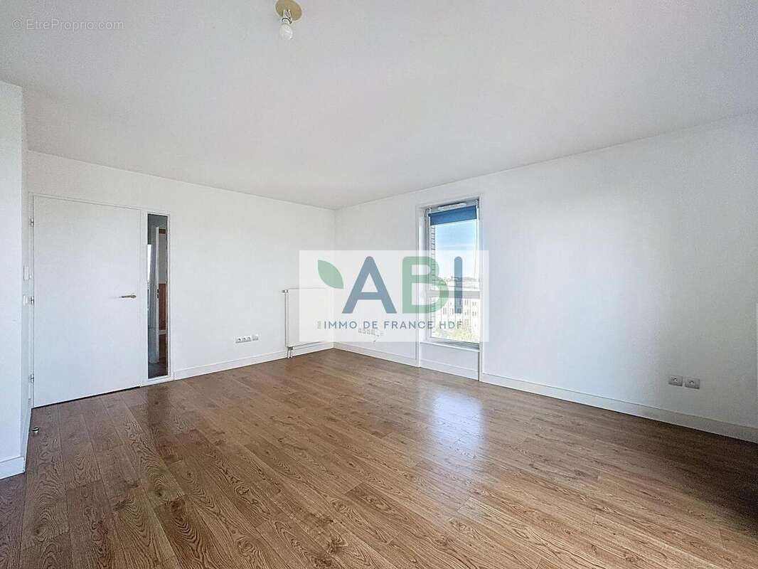   - Appartement à LILLE