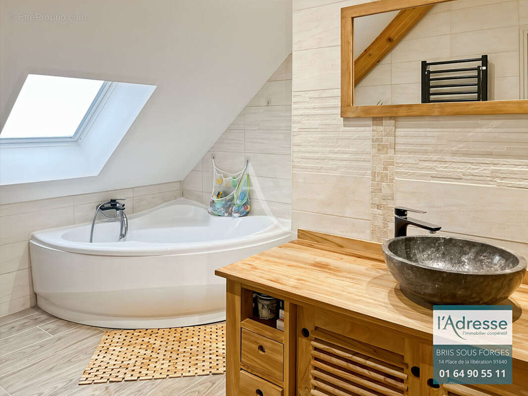 Maison à VAUGRIGNEUSE