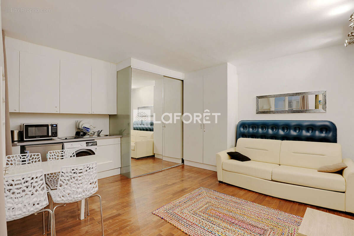 Appartement à PARIS-6E