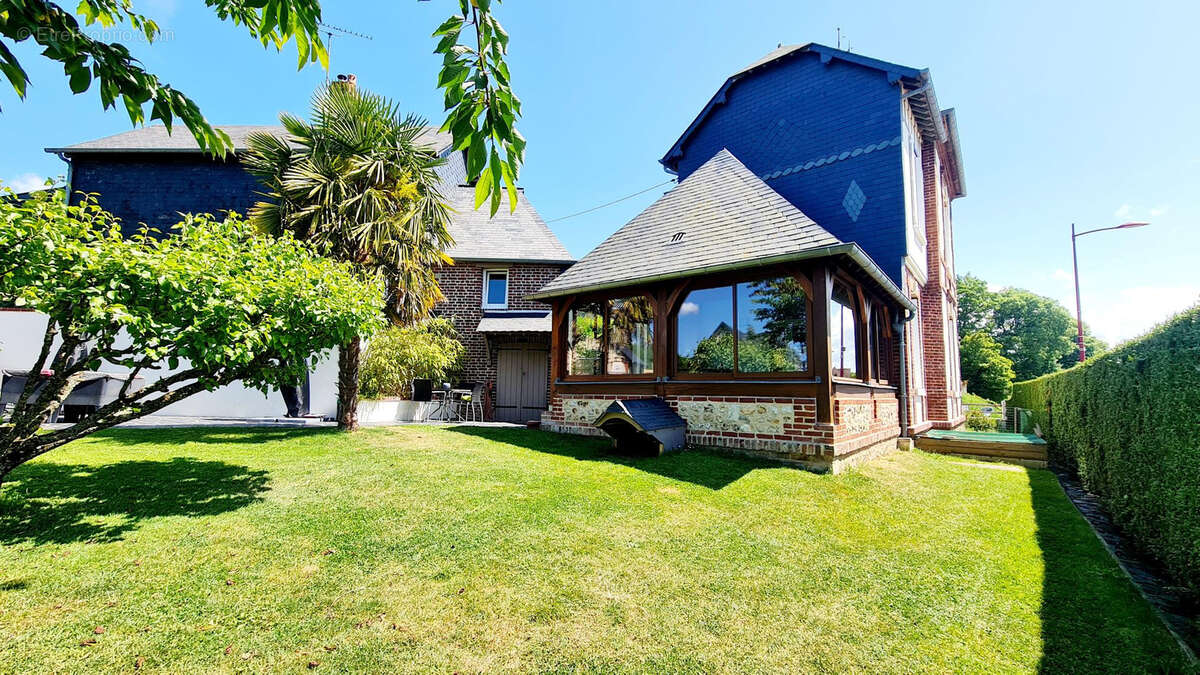 Maison à PONT-L&#039;EVEQUE