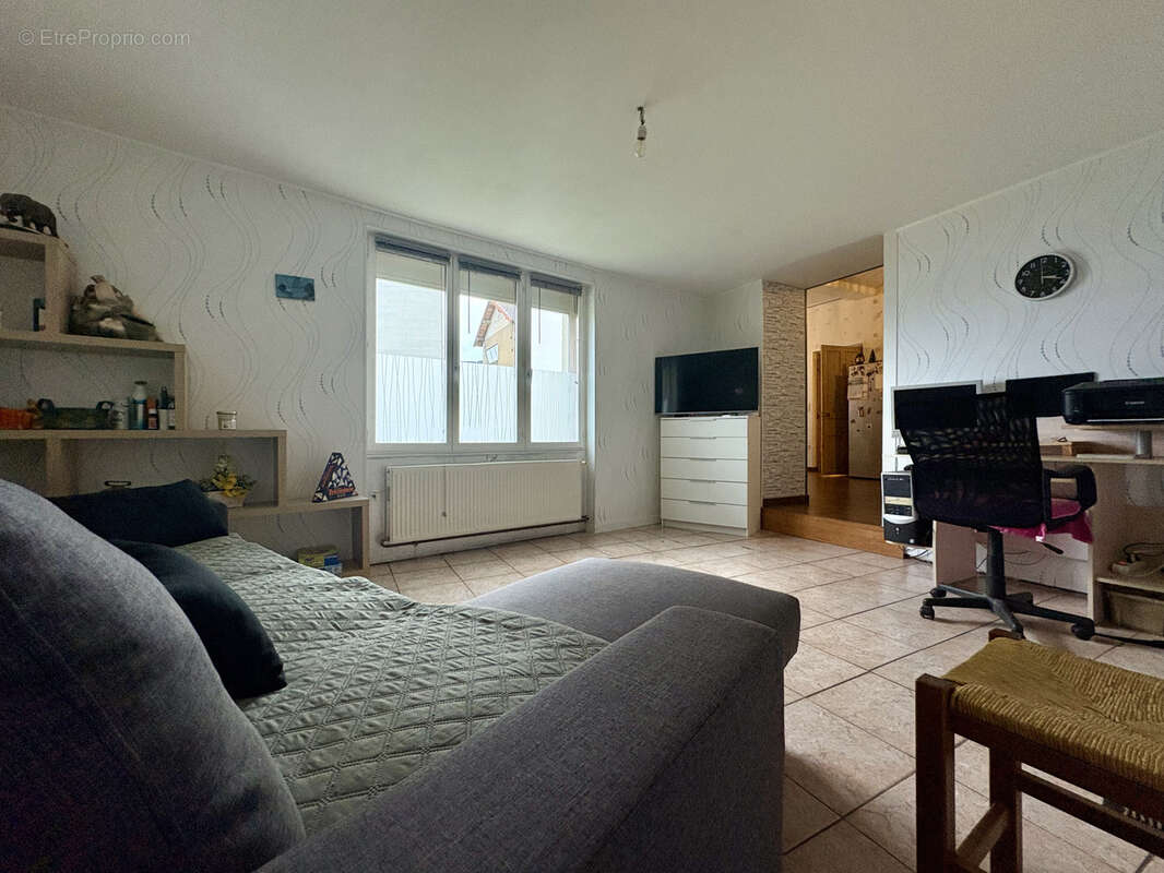 Maison à PUY-GUILLAUME