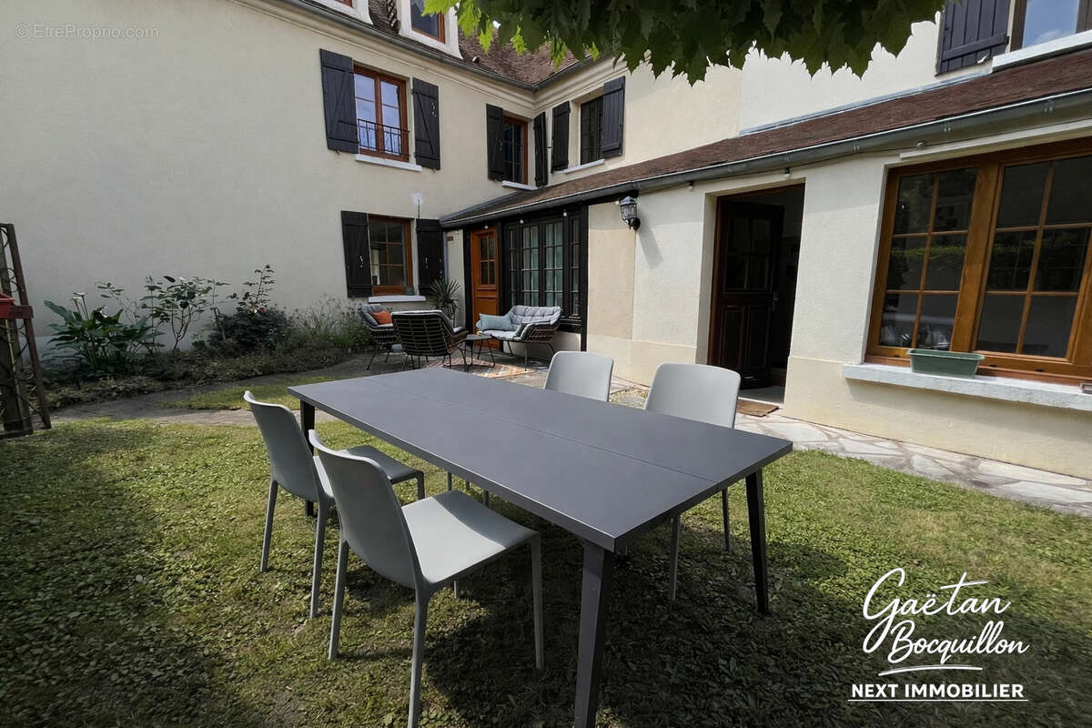 Maison à NANTEUIL-LES-MEAUX