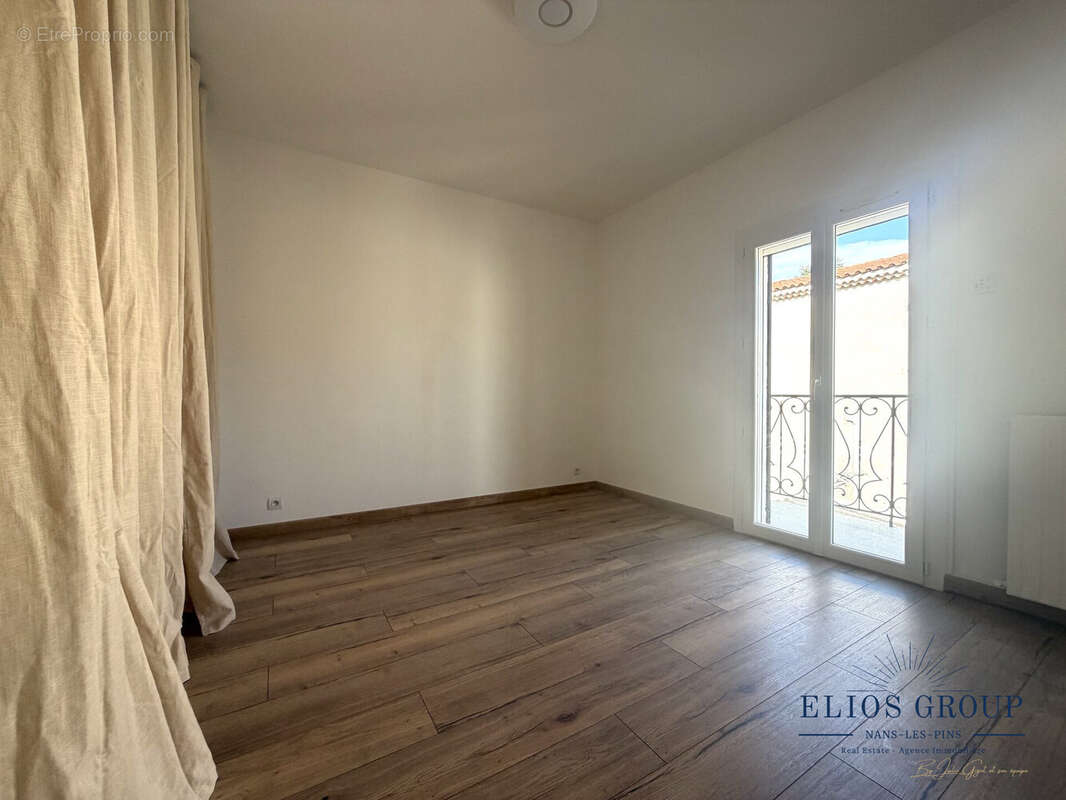 Maison à ROUGIERS