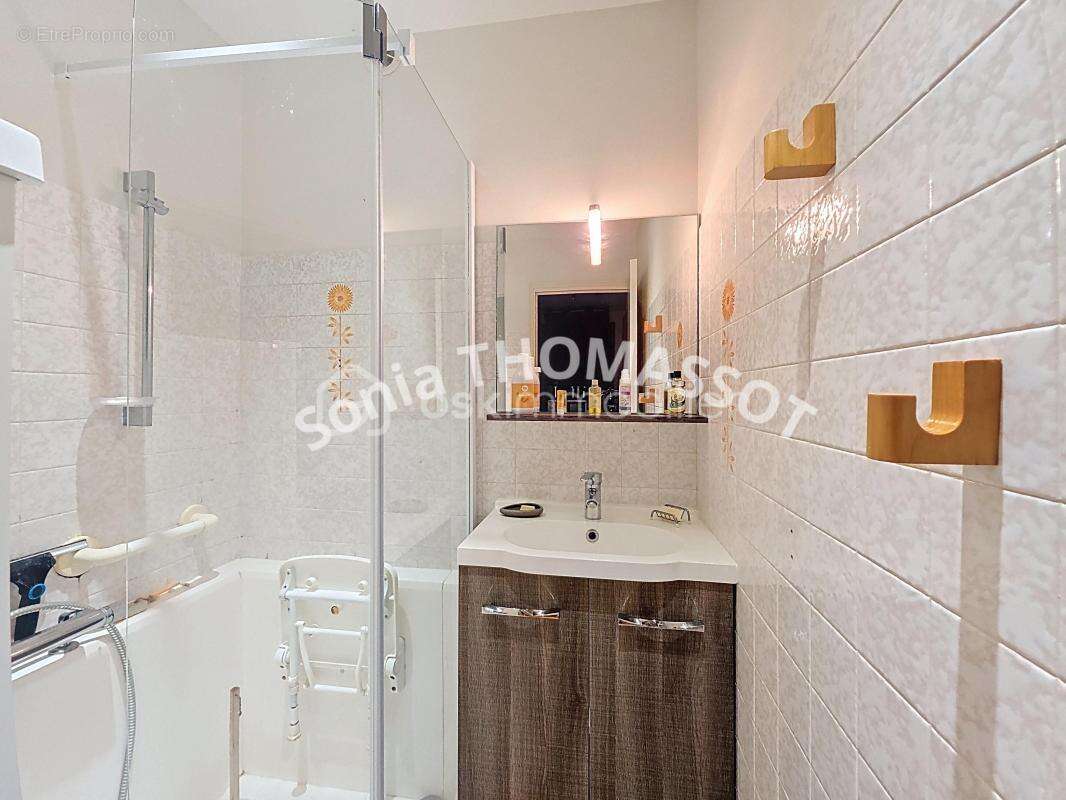 Maison à SAINT-USAGE