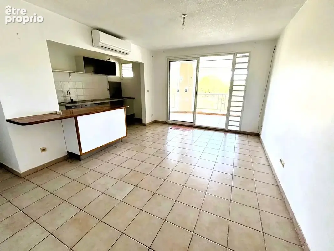 Appartement à SAINTE-LUCE